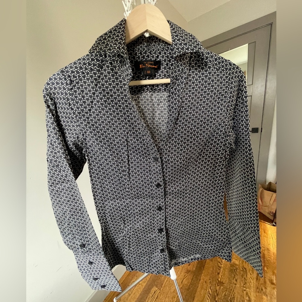 RARE Women’s Ben Sherman button down shirt XS - black and white owl print